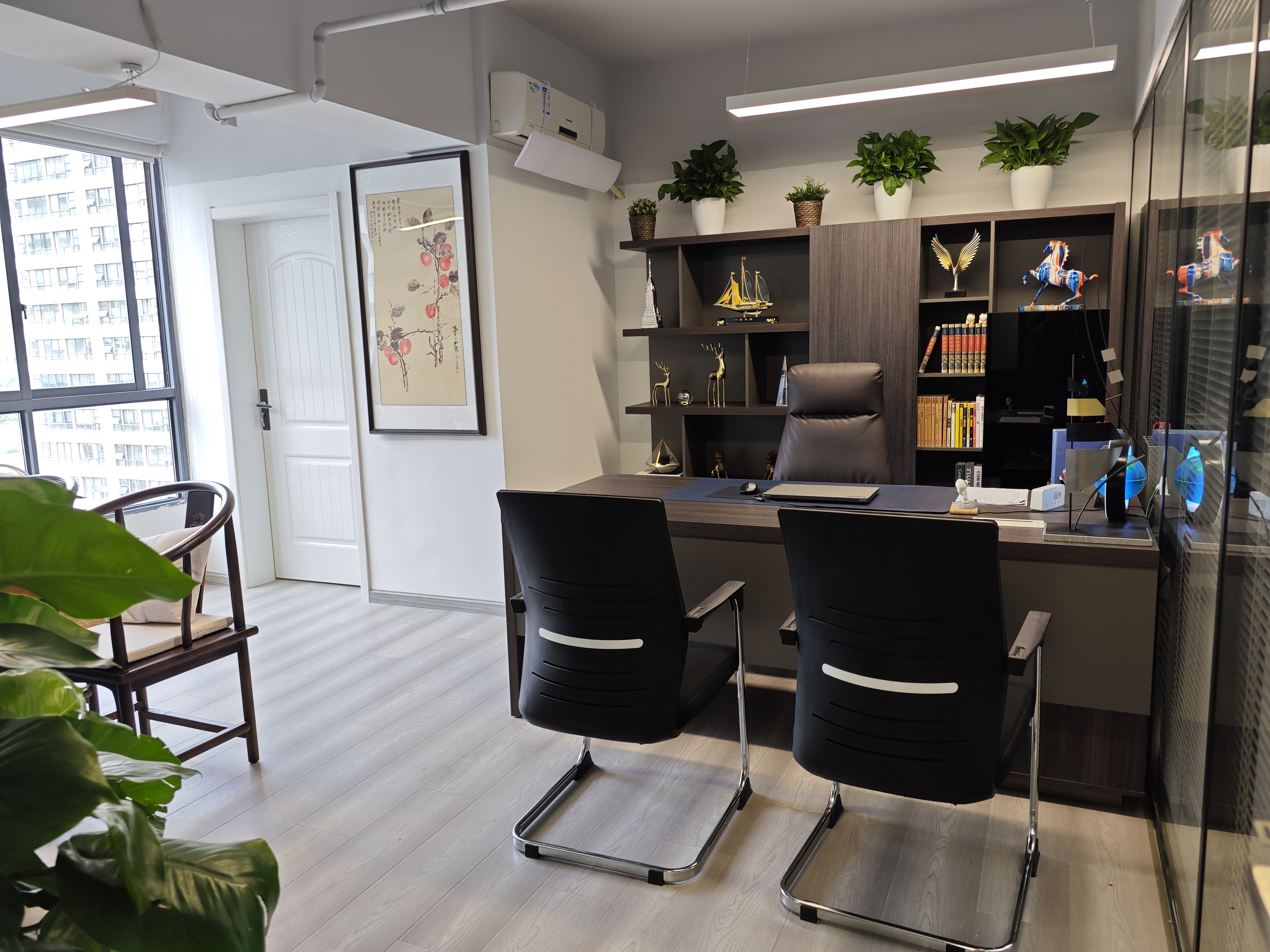 武汉恒创辉科技办公环境